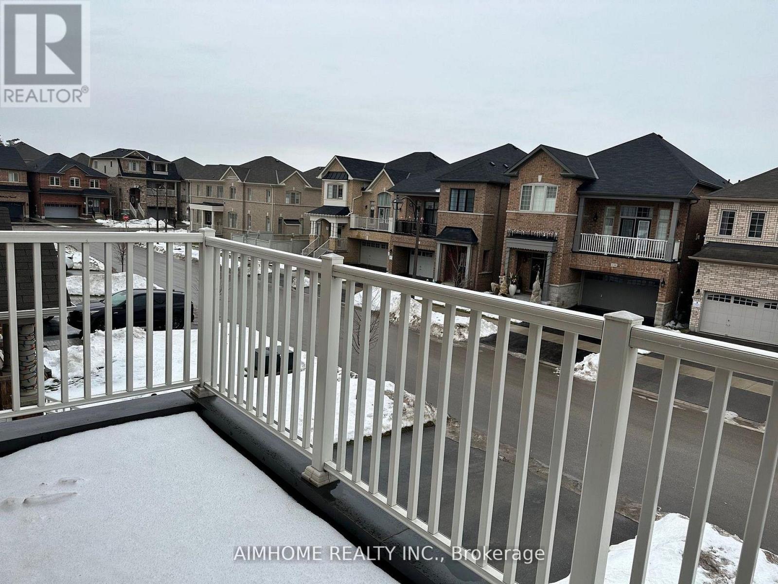 Stouffville, ON photo 12
