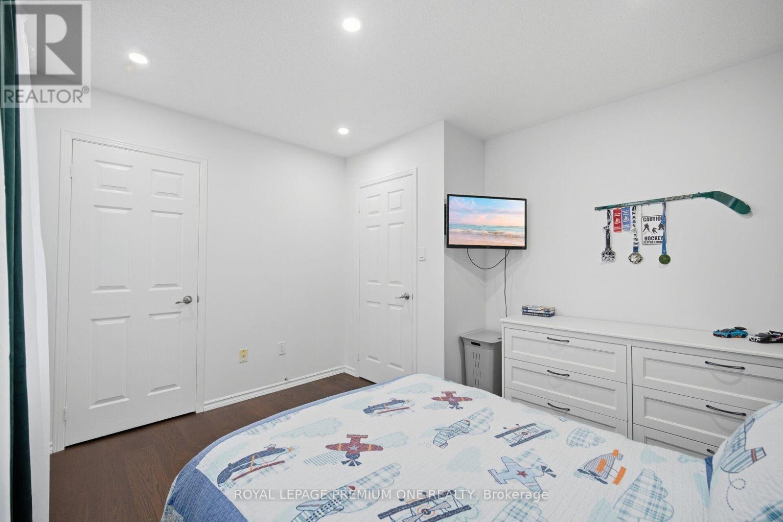 108 Gwillimbury Drive, Bradford West Gwillimbury, ON photo 23