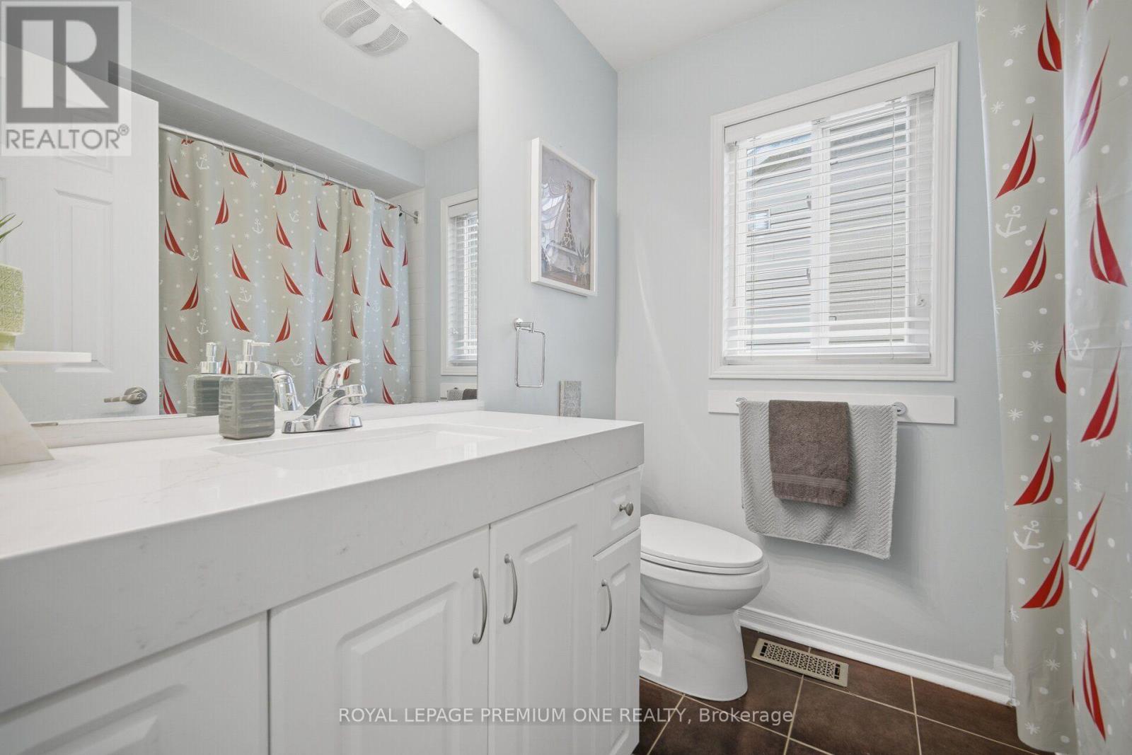 108 Gwillimbury Drive, Bradford West Gwillimbury, ON photo 26