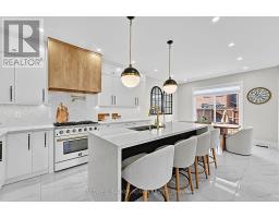 Kitchen - 16 Hawke Crescent, New Tecumseth, ON L0G1W0 Photo 8