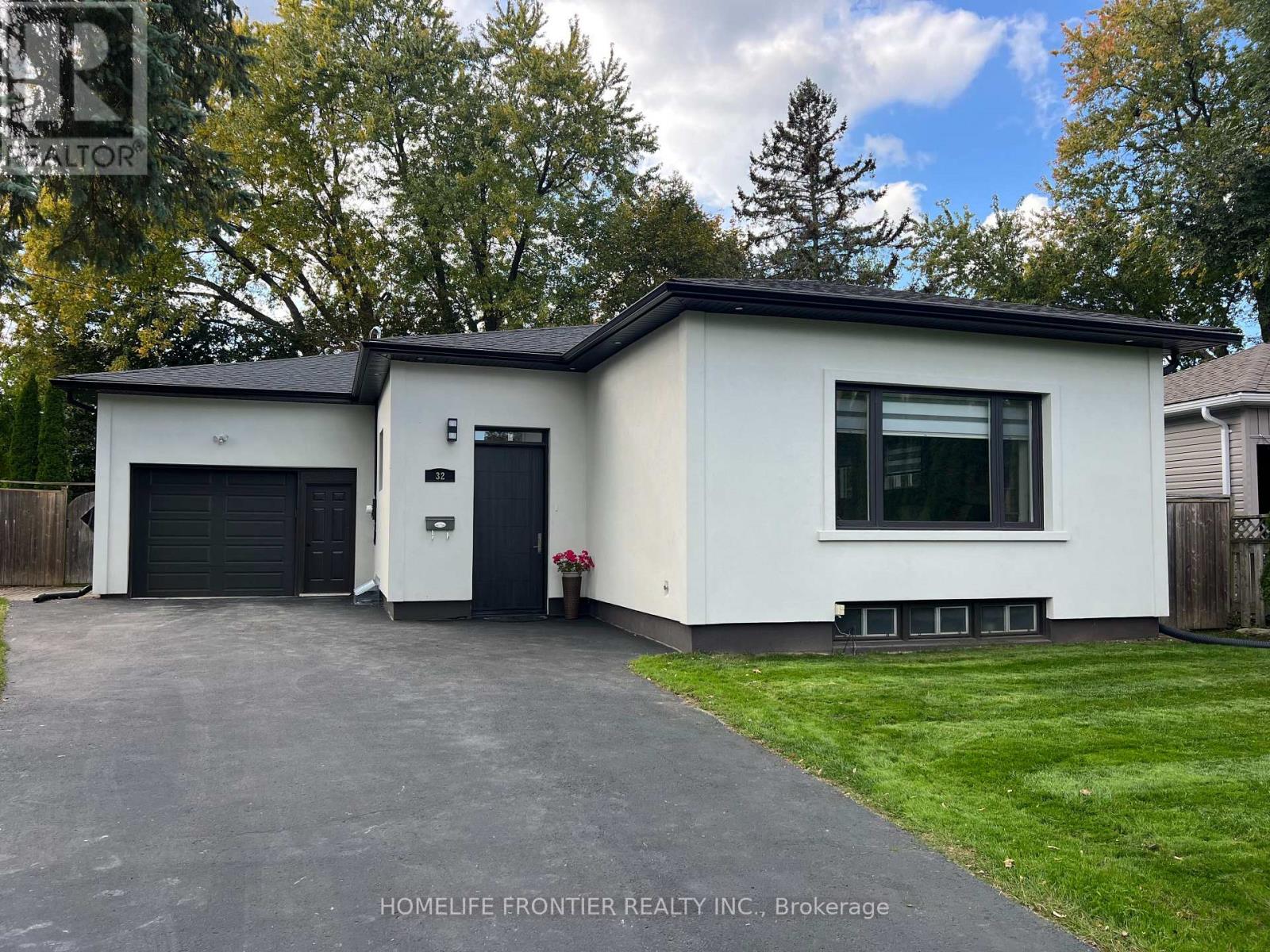 Listing photo of 32 DAVIDSON ROAD