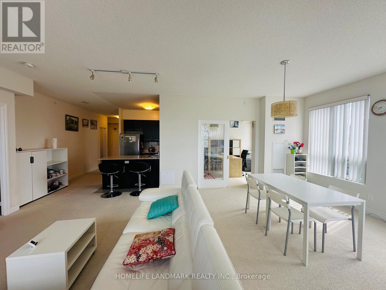 386 - 11211 YONGE STREET, Richmond Hill (Devonsleigh) — photo 4