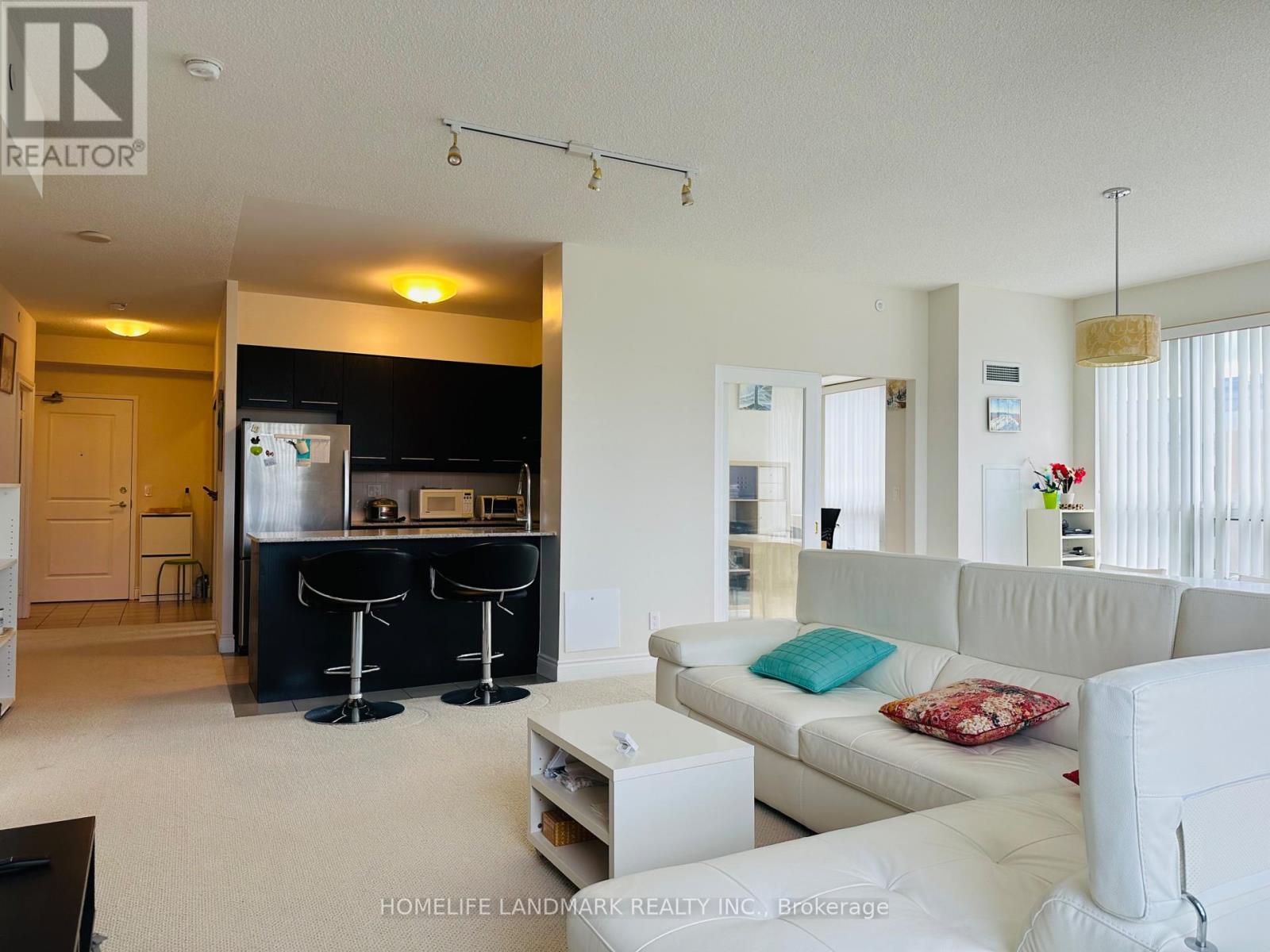 386 - 11211 YONGE STREET, Richmond Hill (Devonsleigh) — photo 7