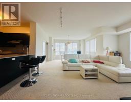 386 - 11211 Yonge Street, Richmond Hill, ON L4S0E9 Photo 6