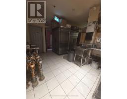 211 - 9737 Yonge Street, Richmond Hill, ON L4C8S7 Photo 10