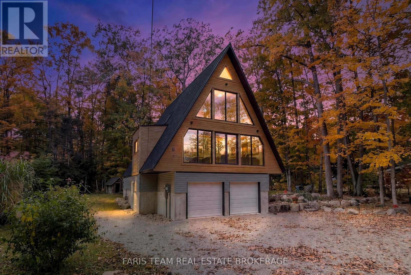 1490 Champlain Road, Tiny, ON photo 1