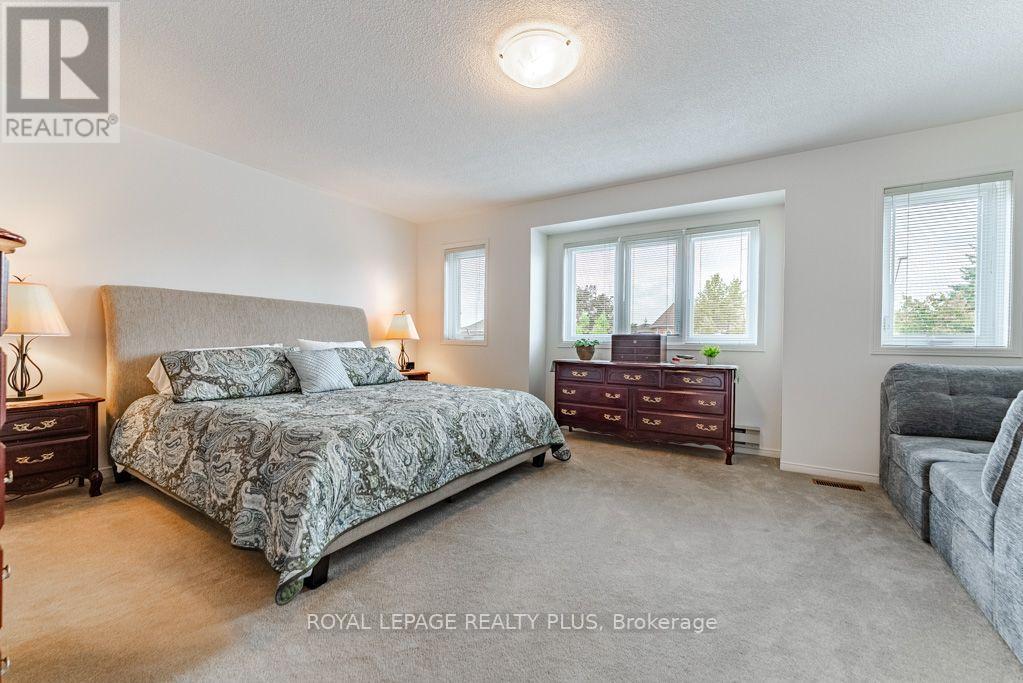 6795 GRACEFIELD DRIVE - 25