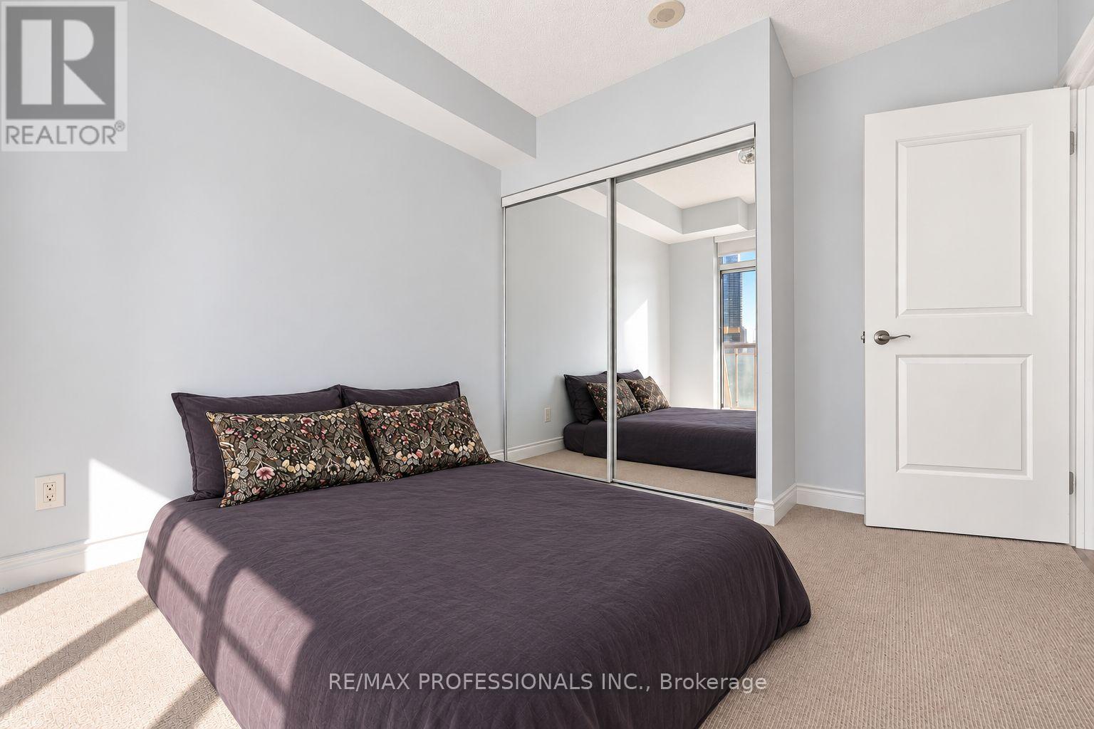 901- 16 Brookers Lane, Toronto, ON photo 14