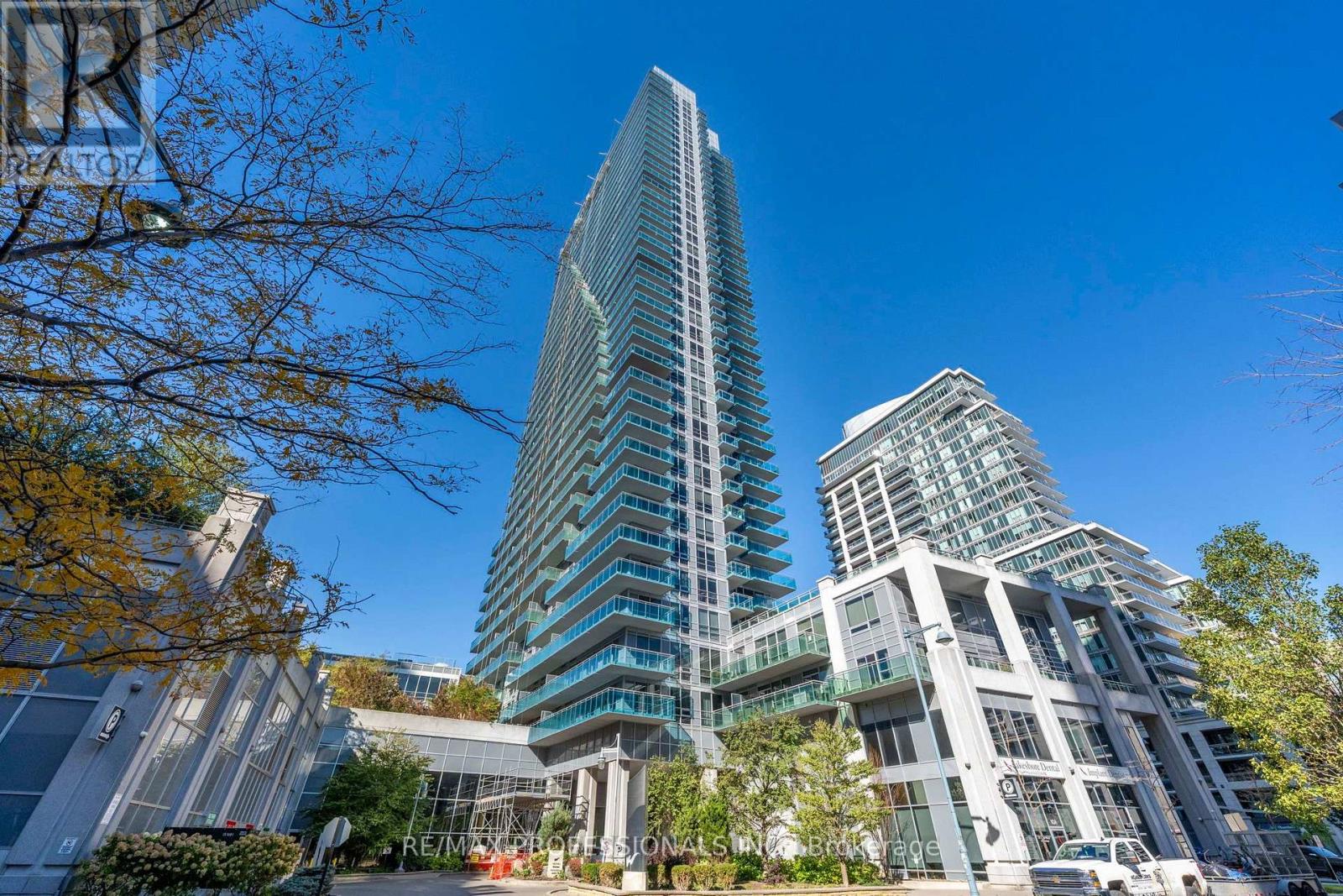 901- 16 Brookers Lane, Toronto, ON photo 7