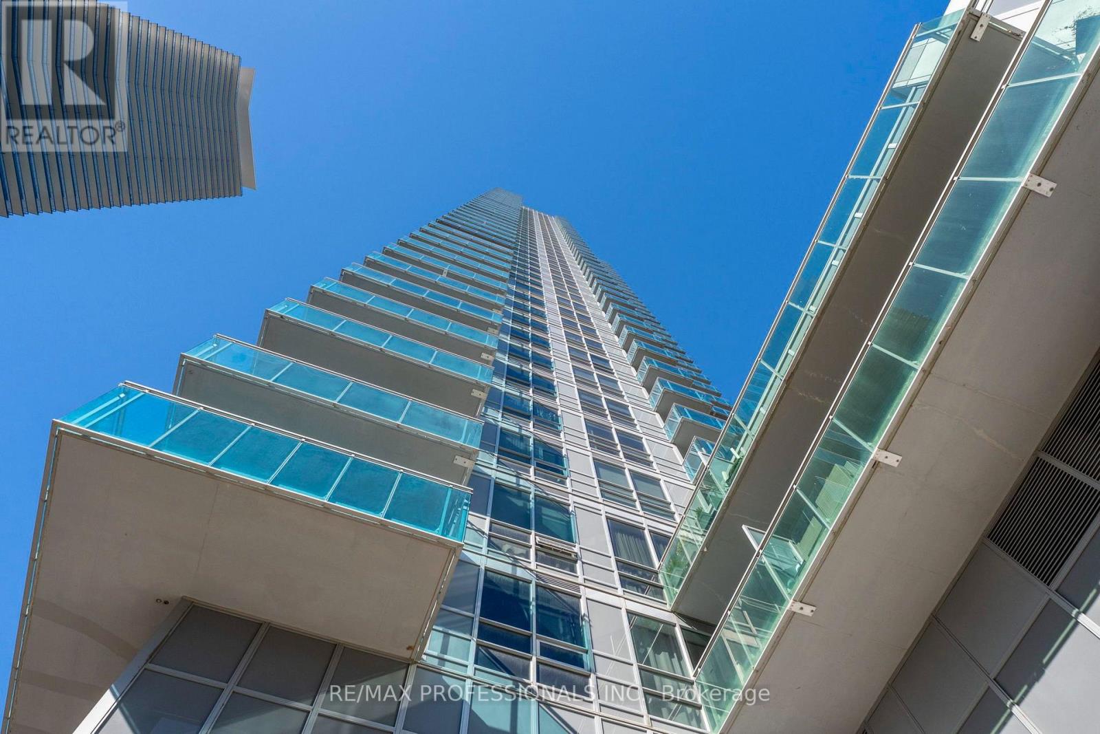 901- 16 Brookers Lane, Toronto, ON photo 9