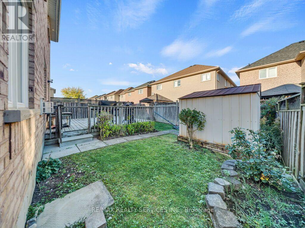 61 Sir Jacobs Crescent, Brampton, ON photo 47
