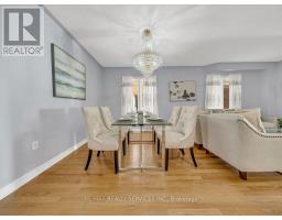 Family room - 61 Sir Jacobs Crescent, Brampton, ON L7A3T5 Photo 11