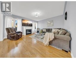Kitchen - 61 Sir Jacobs Crescent, Brampton, ON L7A3T5 Photo 13