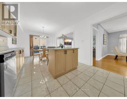 Eating area - 61 Sir Jacobs Crescent, Brampton, ON L7A3T5 Photo 14