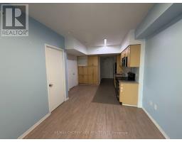 605 - 800 Lawrence Avenue W, Toronto, ON M6A0B1 Photo 7