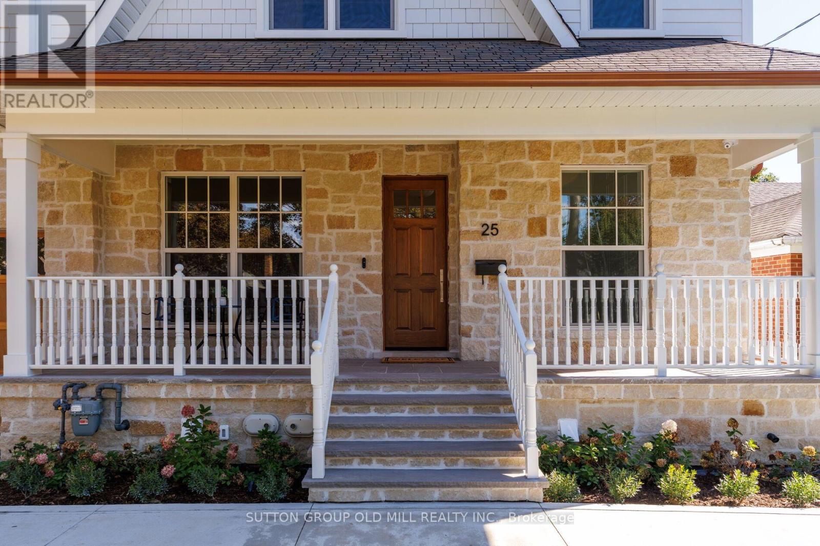 25 Beaucourt Road, Toronto, ON photo 2