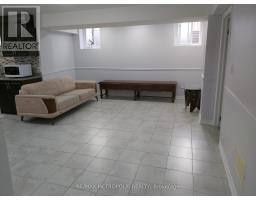 Bsmt - 42 Dolly Varden Drive, Brampton, ON L6R3L3 Photo 14