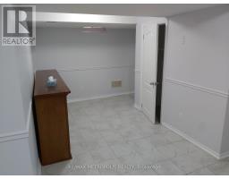 Loft - Bsmt - 42 Dolly Varden Drive, Brampton, ON L6R3L3 Photo 7