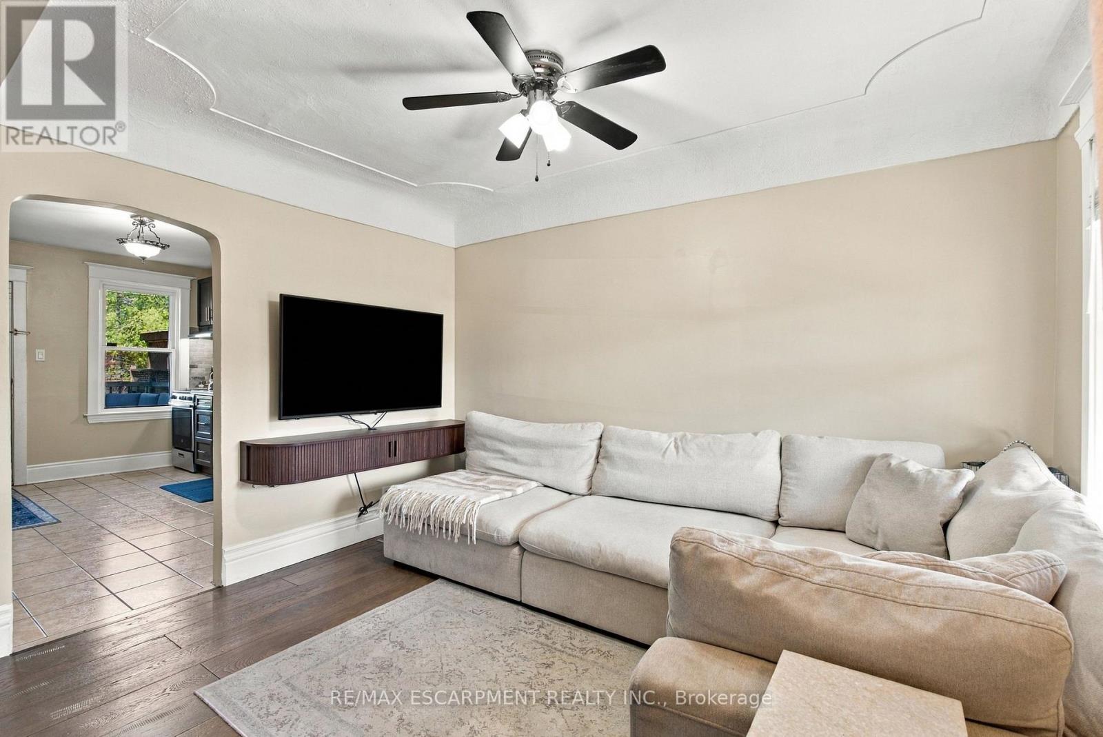 153 Albany Avenue, Hamilton, ON photo 7