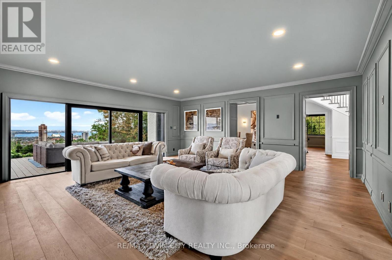 5 Bull's Lane, Hamilton, ON photo 10
