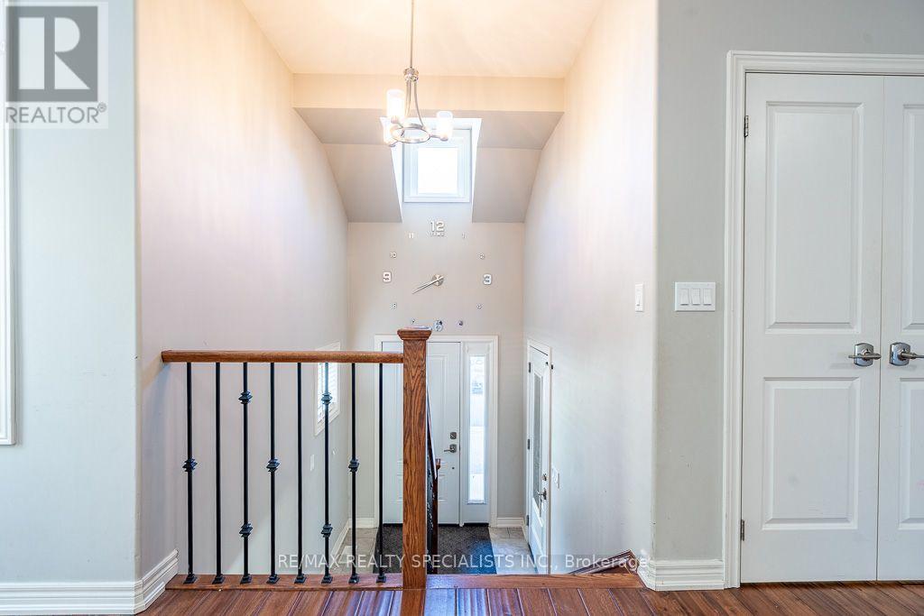 22 Elm Street, St. Catharines, ON photo 11