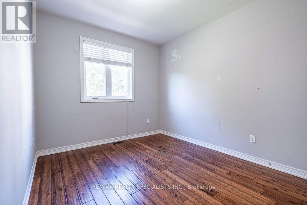 22 Elm Street, St. Catharines, ON photo 18