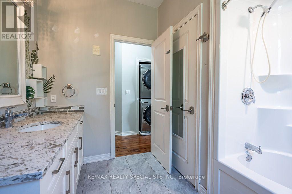 22 Elm Street, St. Catharines, ON photo 26