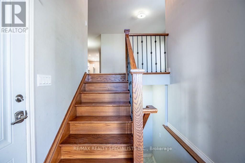 22 Elm Street, St. Catharines, ON photo 6