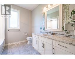 22 Elm Street, St  Catharines, ON L2P2B7 Photo 25