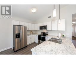 21 Bluffs View Boulevard, Ashfield Colborne Wawanosh, ON N7A0C1 Photo 12