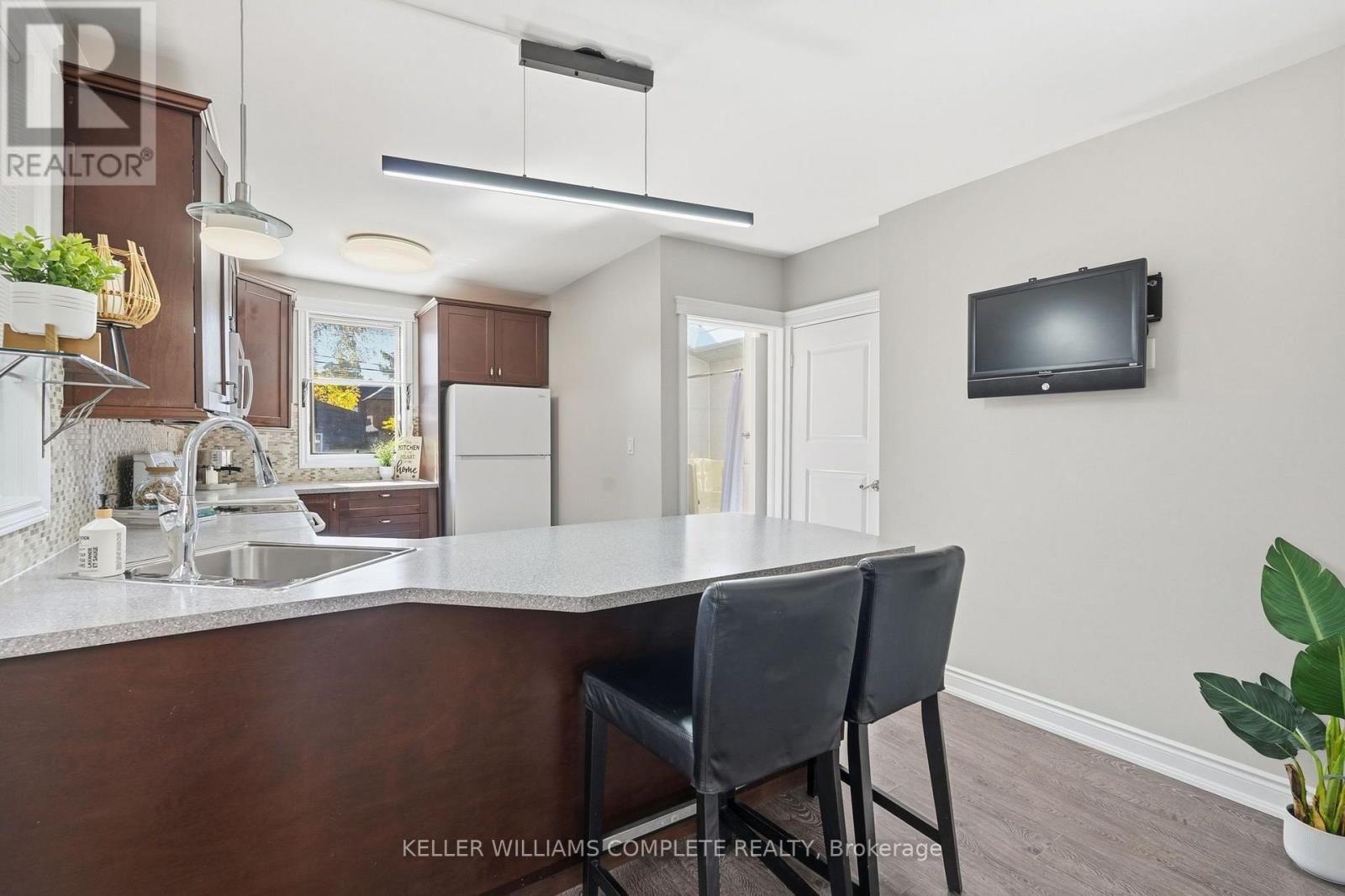 63 Chatham Street, Hamilton, ON photo 9