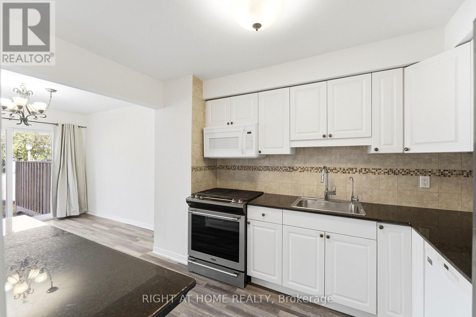 13- 591 Eighth East, Hamilton, ON photo 13