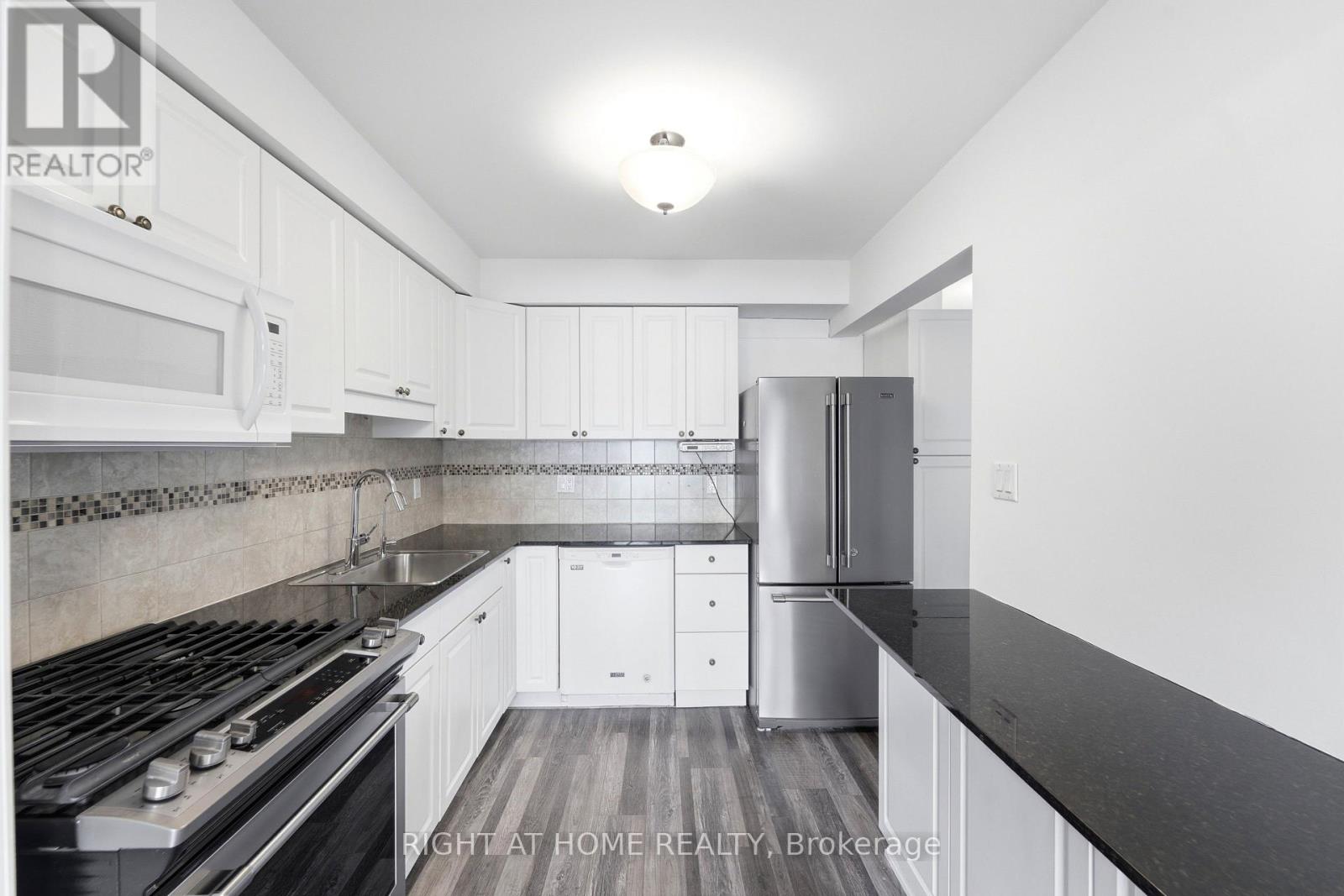 13- 591 Eighth East, Hamilton, ON photo 14