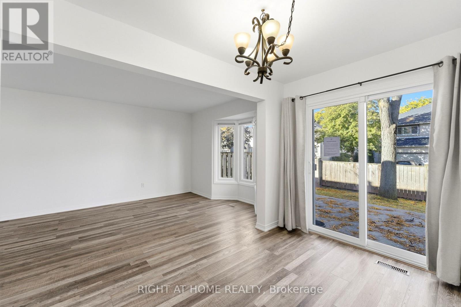 13- 591 Eighth East, Hamilton, ON photo 9