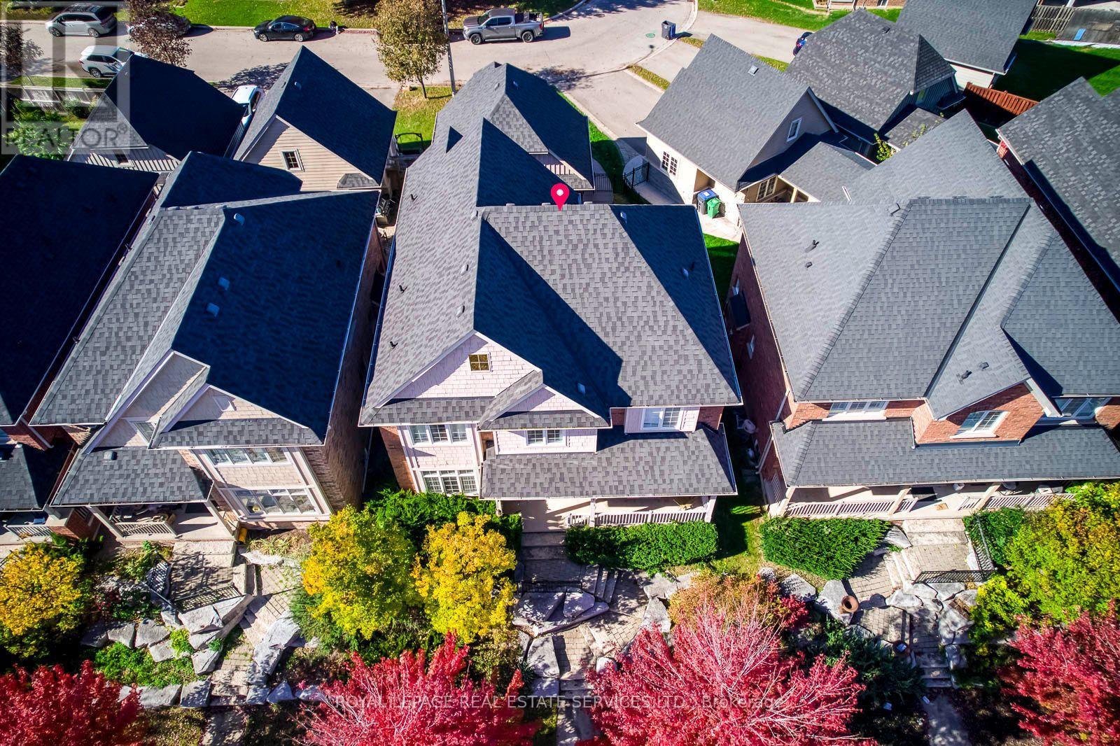 96 Thomas Street, Mississauga, ON photo 3