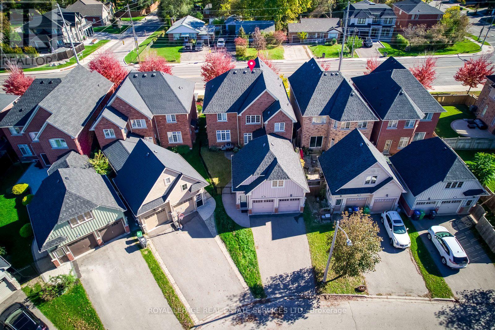 96 Thomas Street, Mississauga, ON photo 4
