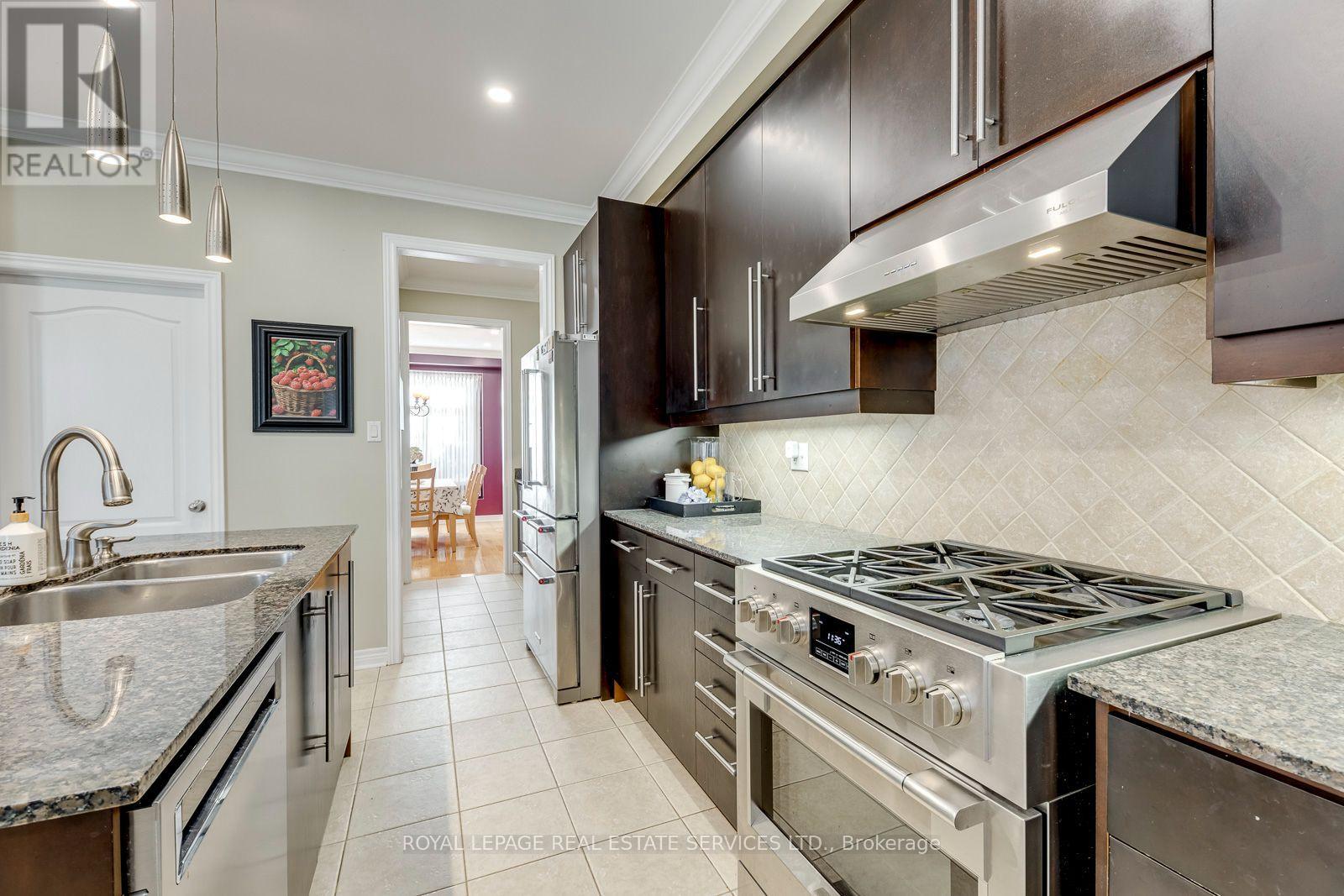 96 Thomas Street, Mississauga, ON photo 13