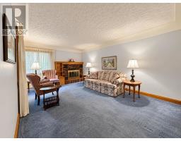 Foyer - 367 Northern Ave. E., Sault Ste  Marie, ON P6B4J2 Photo 11