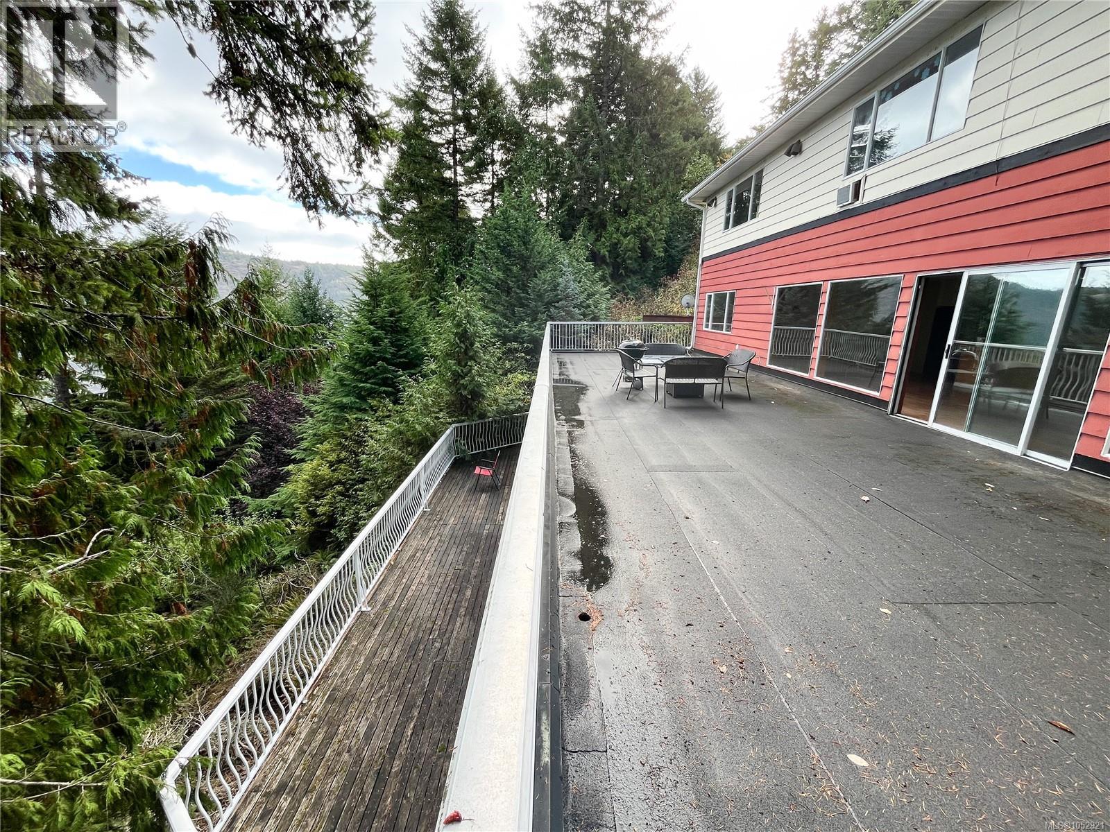 4328 Trans Canada Hwy - 23