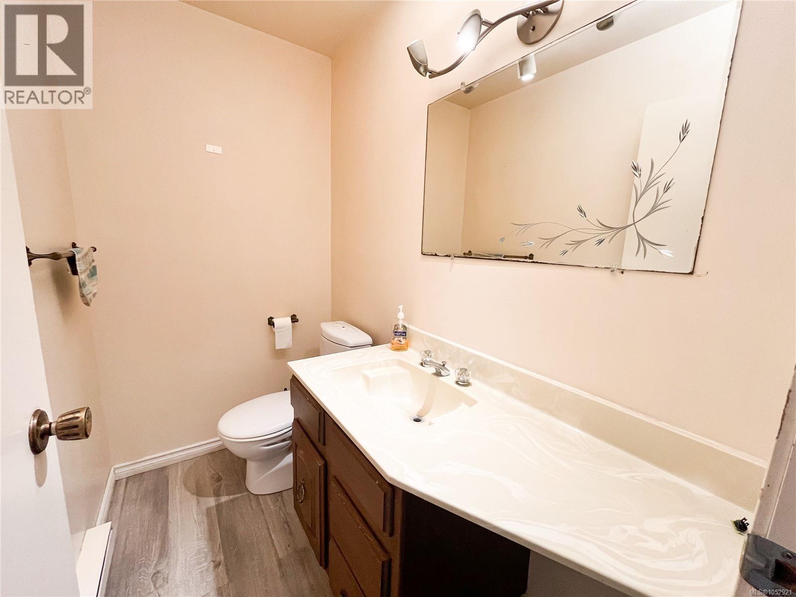  4328 Trans Canada Highway, Malahat