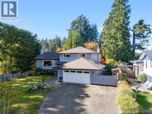  4904 Bellcrest Place, Saanich