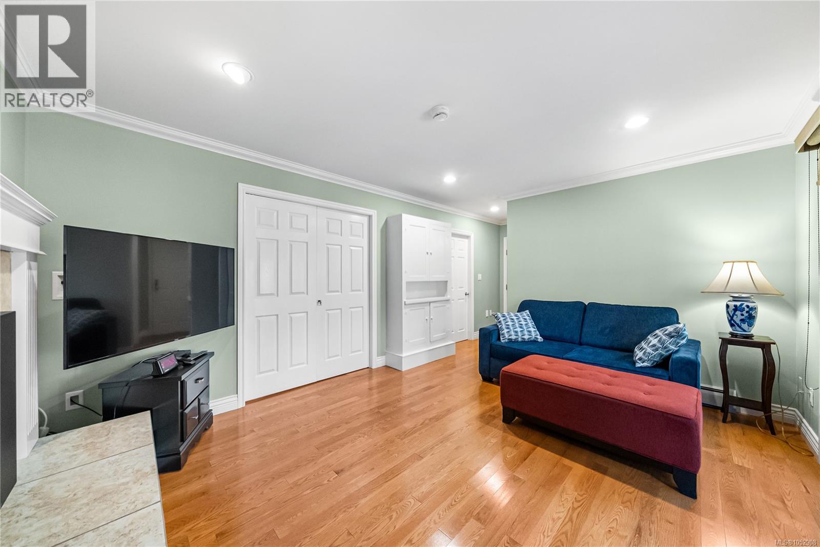  4904 Bellcrest Place, Saanich