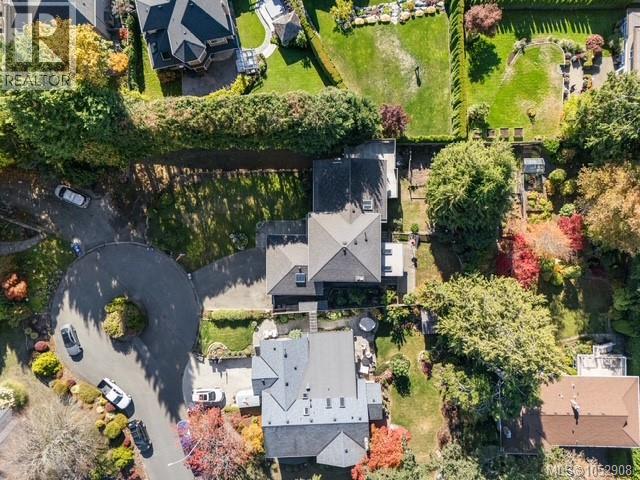  4904 Bellcrest Place, Saanich