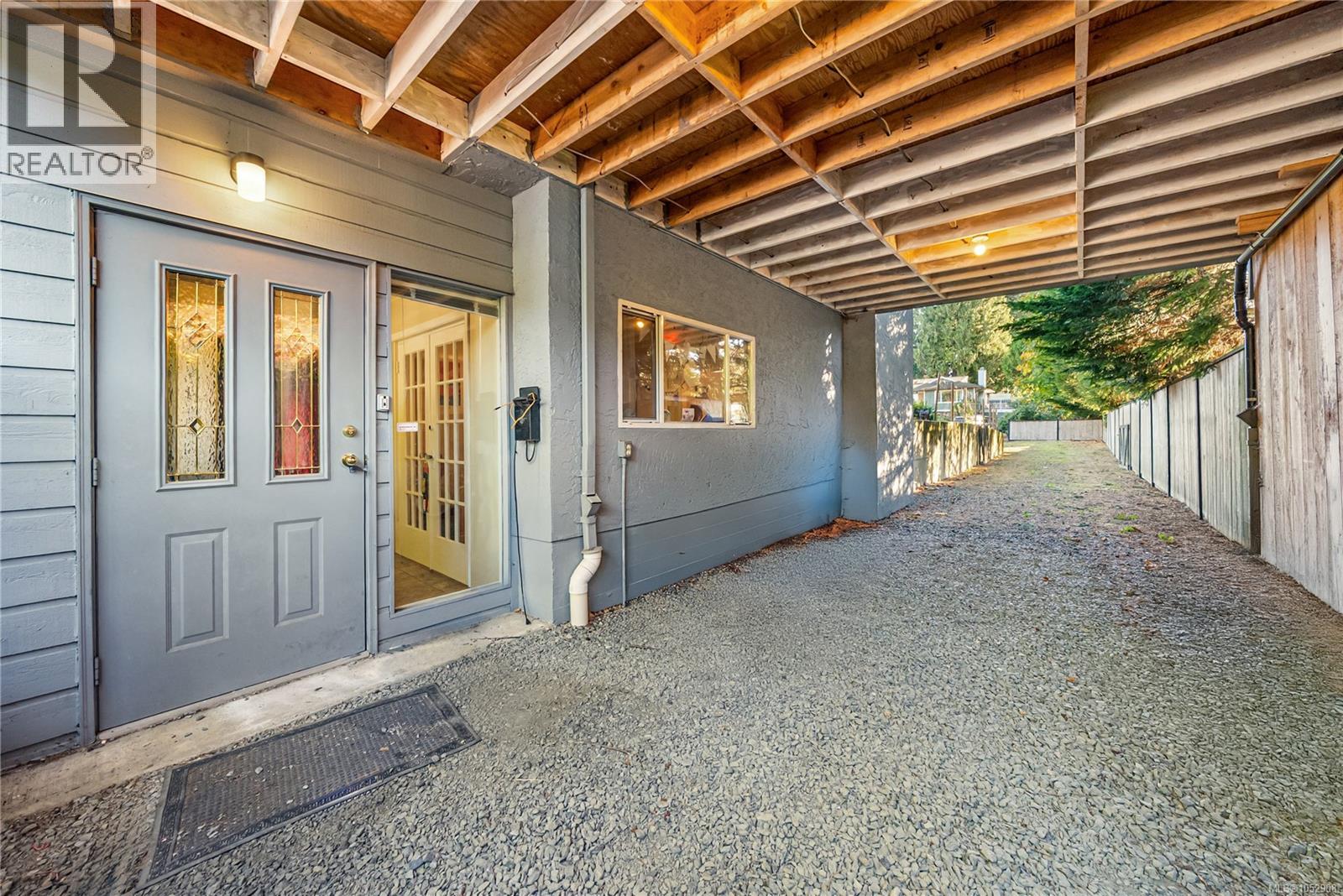  4904 Bellcrest Place, Saanich
