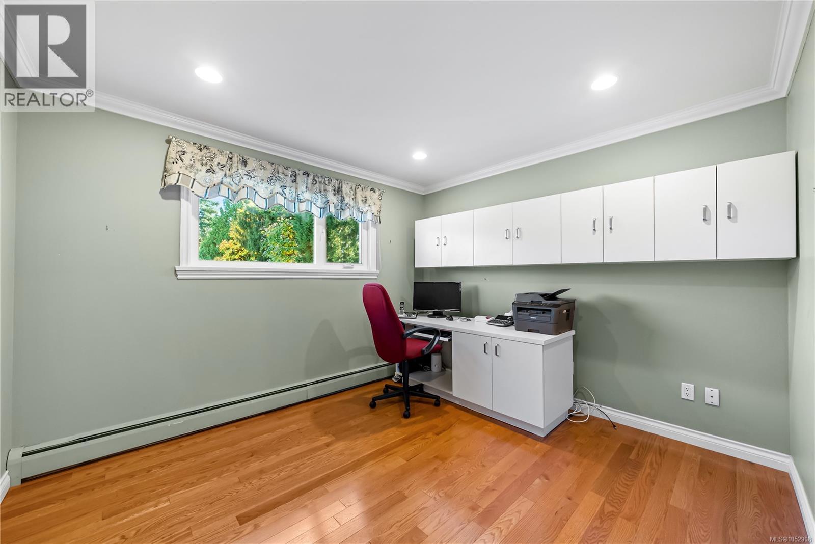  4904 Bellcrest Place, Saanich