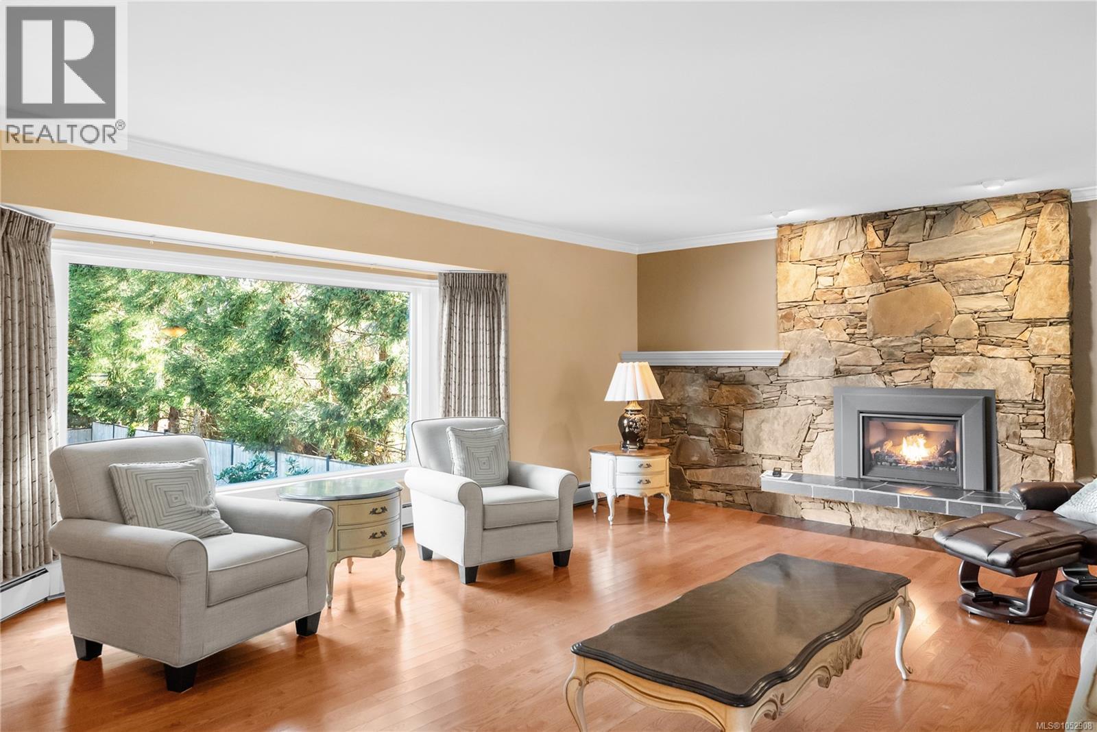  4904 Bellcrest Place, Saanich
