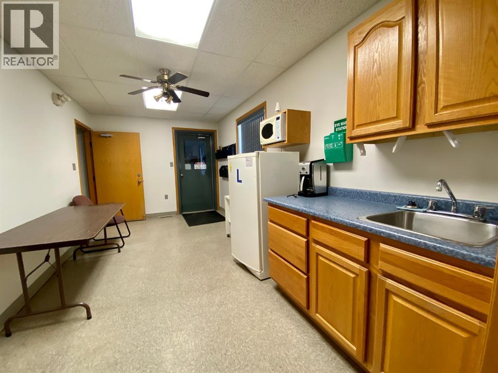 4402 53 Avenue, Rocky Mountain House — photo 11