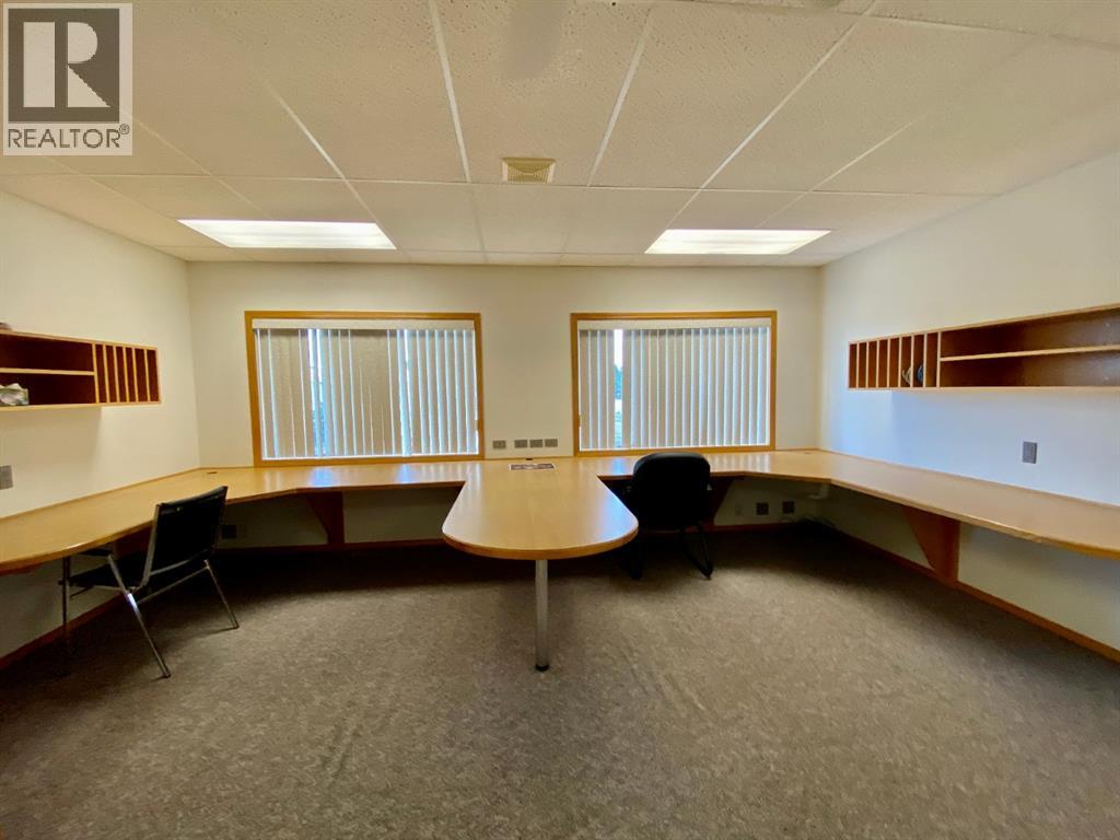 4402 53 Avenue, Rocky Mountain House — photo 18