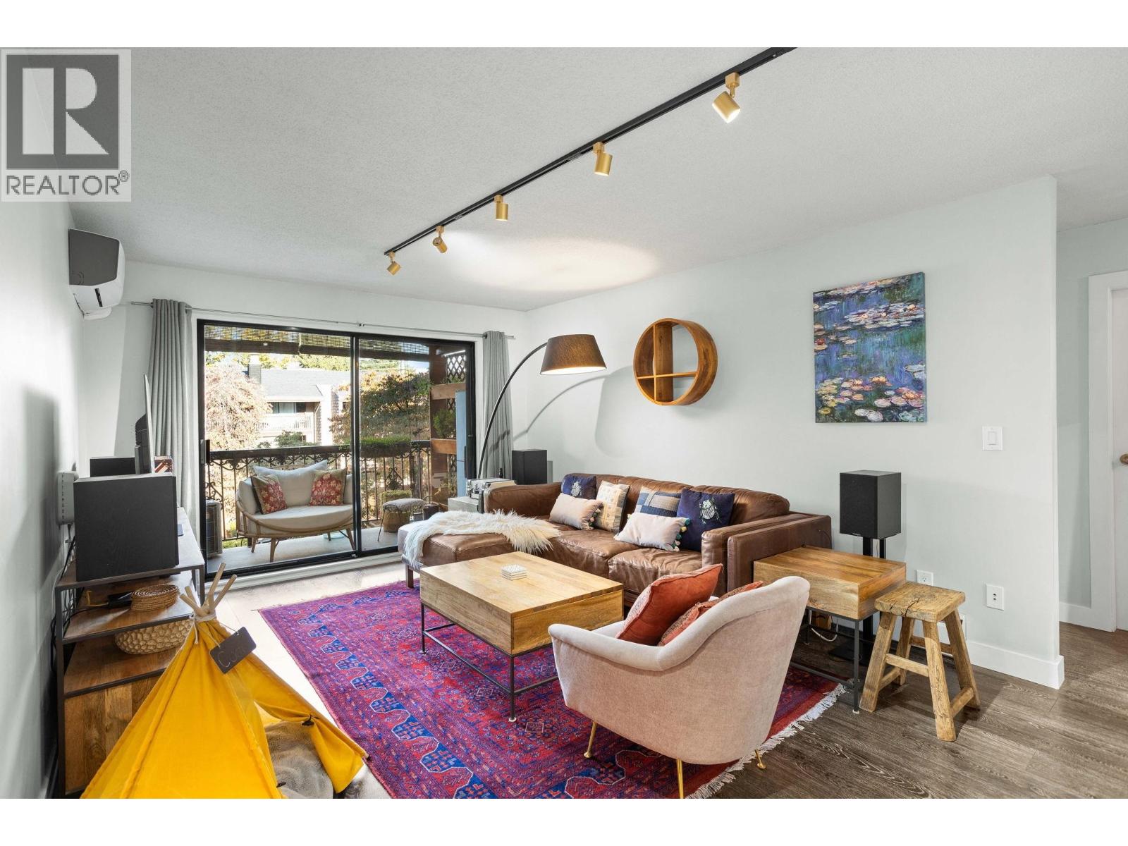 201 707 HAMILTON STREET, New Westminster - Image 1