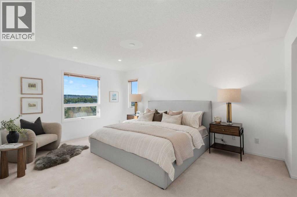 52 West Mitford Crescent, Cochrane — photo 14